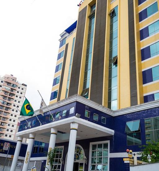 Faixada do Euro Suíte Hotel